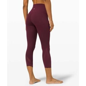 Lululemon Wunder Under HR Crop 23" *Updated Scallop Size: 4